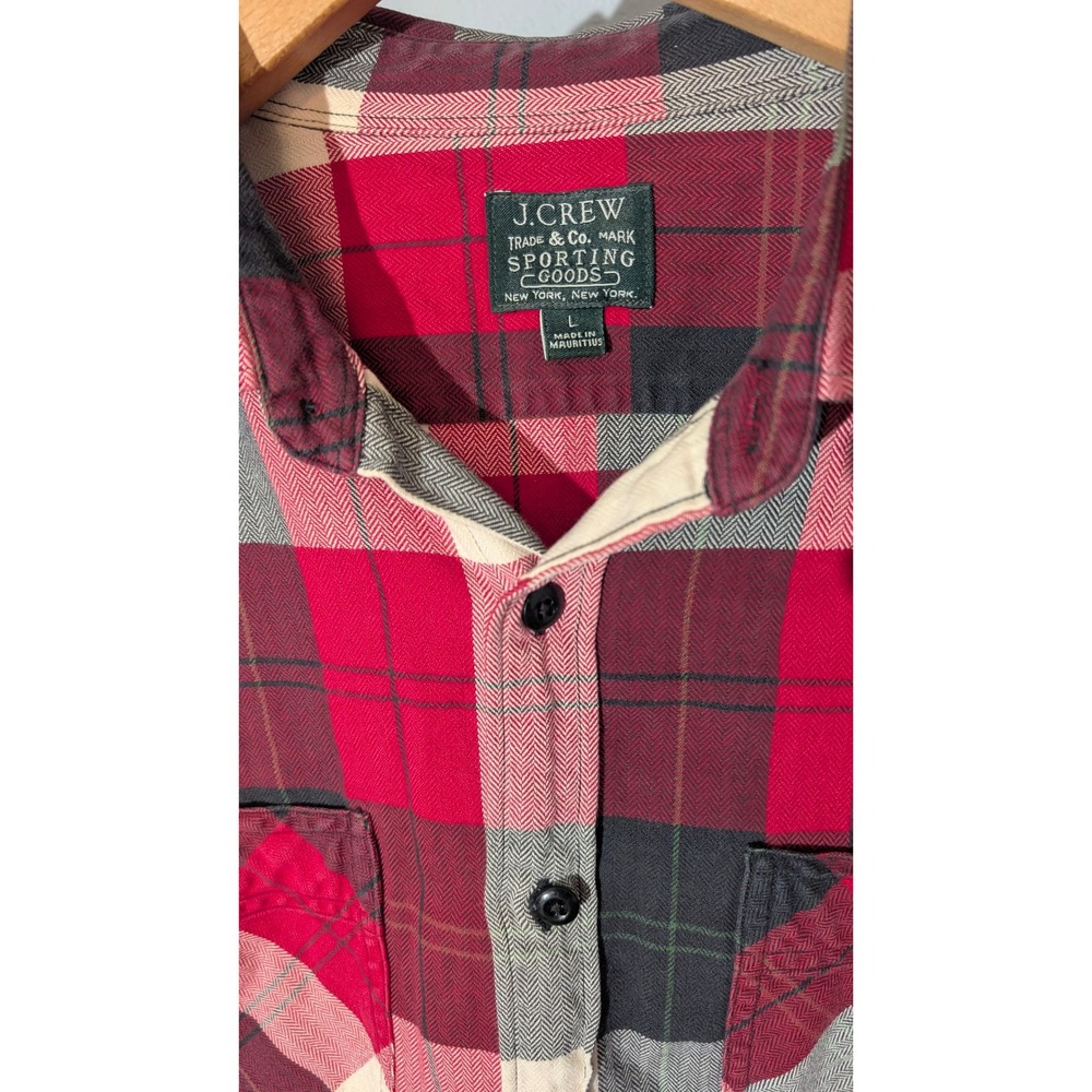 J.Crew Sporting Goods Mens Large Red Black Plaid Flannel Button Down Shirt - Picture 4 of 5